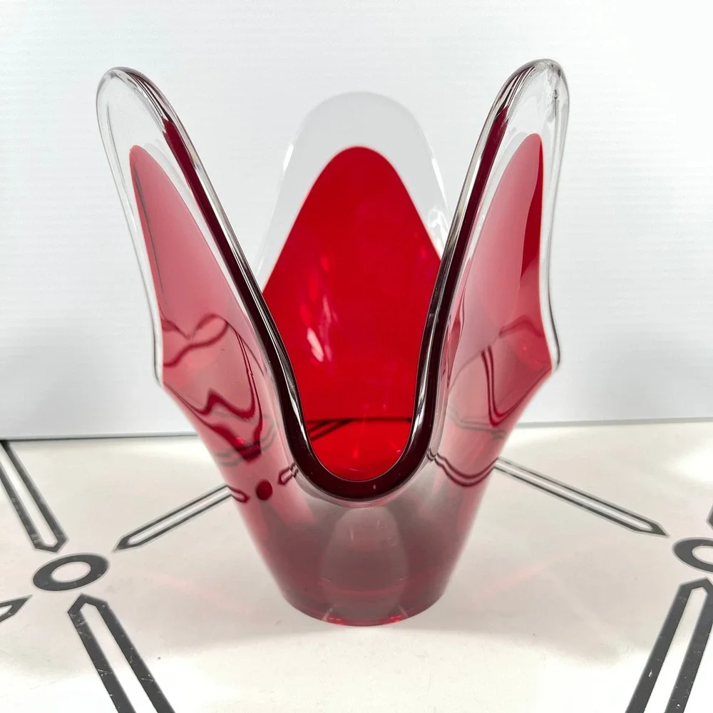 VTG‎ Murano Style Ruby Red Handkerchief Art Glass Vase Mid-Century Modern 7.25
